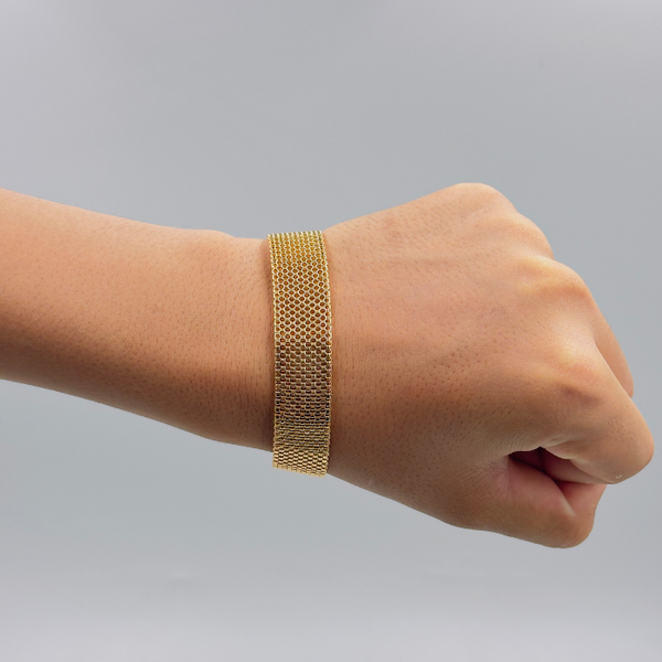 Mesh bracelet in yellow gold